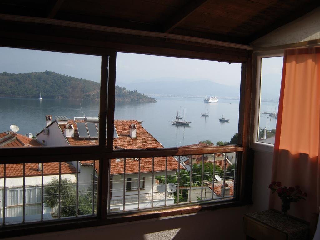 Ferah Hostel Monica'S Place Fethiye Bagian luar foto