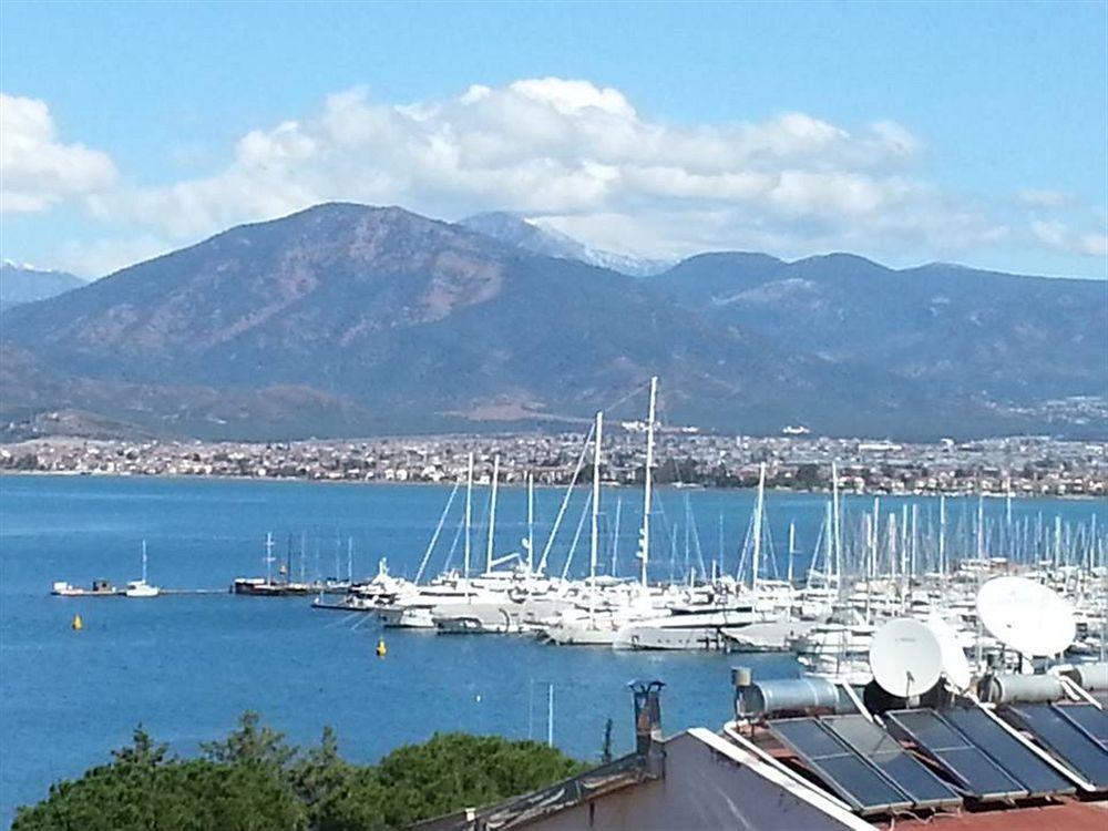 Ferah Hostel Monica'S Place Fethiye Bagian luar foto