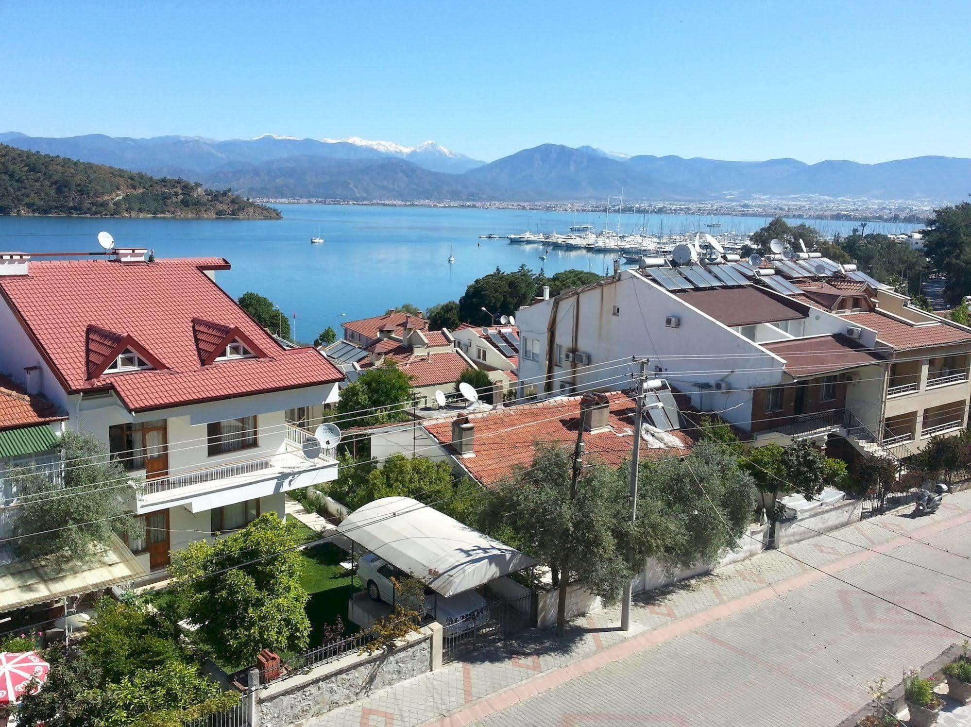 Ferah Hostel Monica'S Place Fethiye Bagian luar foto